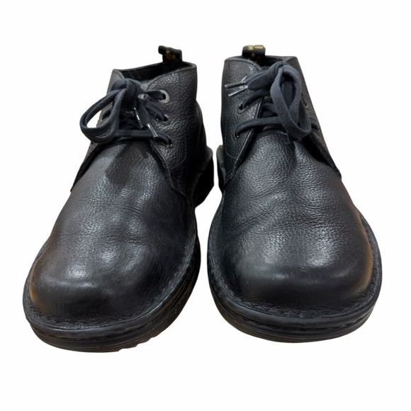 Dr. Martens Sussex Black Bear Track Leather Chukka Boots Size 11 main image 7
